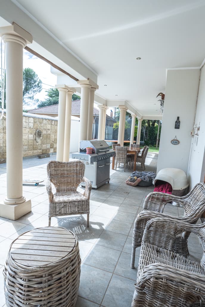 To Let 5 Bedroom Property for Rent in Wilkoppies North West